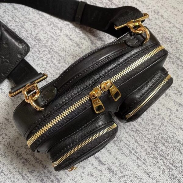 LOUIS VUITTON UTILITY CROSSBODY 18CM BLACK M80450 - Image 3
