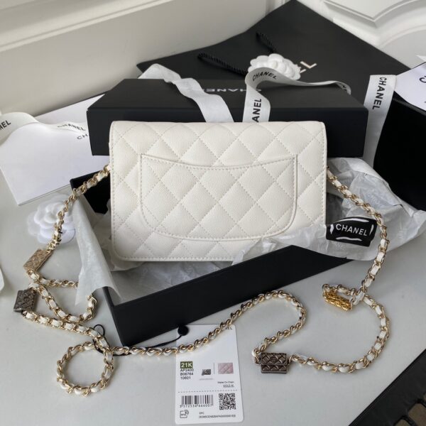 CHANEL SHOULDER BAG WHITE AP2400 - Image 5