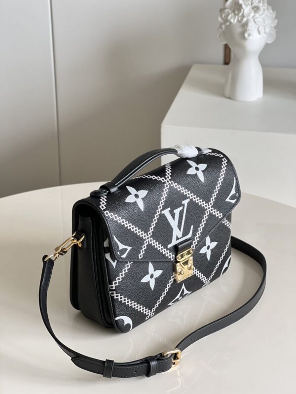 LOUIS VUITTON POCHETTE MÉTIS 25CM BLACK M46028 - Image 4