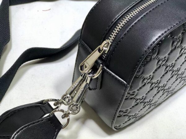 GUCCI BLACK LOGO EMBOSSED HAND BAG 24.5CM 475429 CWCBN 1000 - Image 9