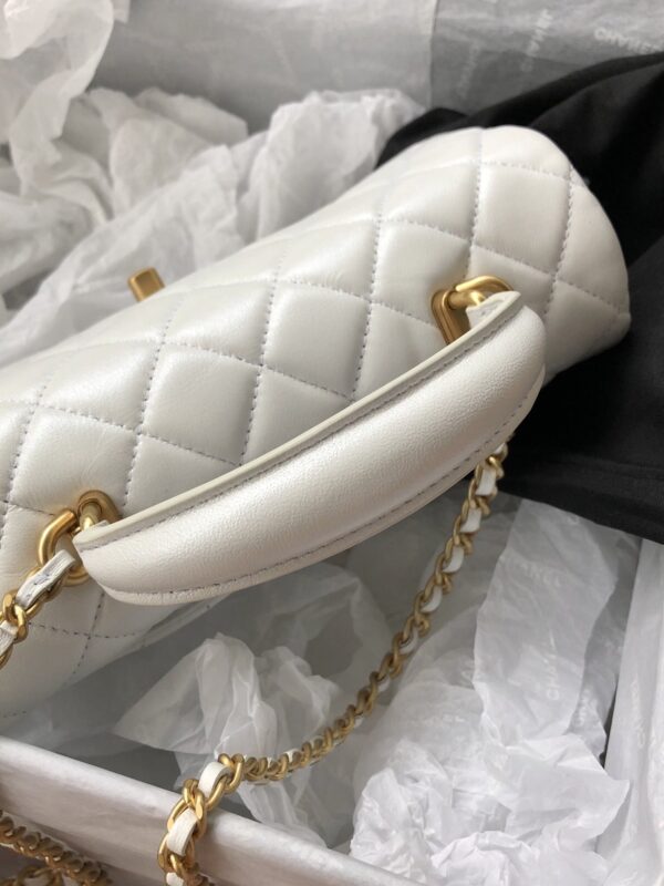 CHANEL MINI FLAP BAG WITH TOP HANDLE 20CM WHITE AS2431 - Image 6