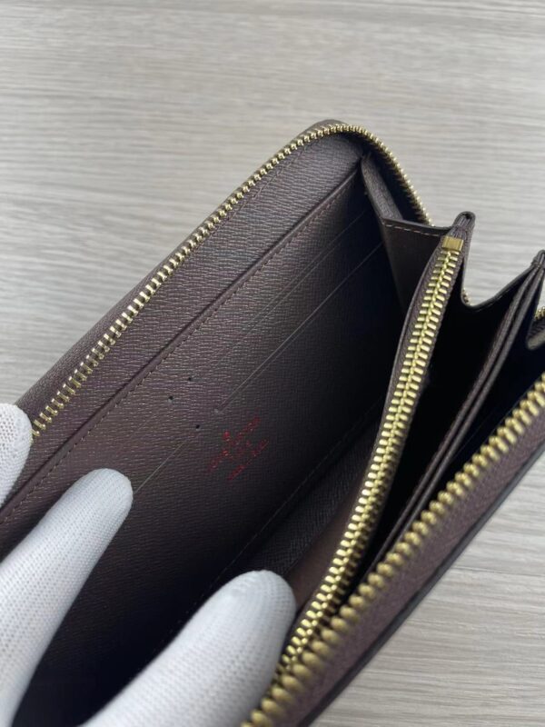 LOUIS VUITTON ZIPPY WALLET DARK BROWN M60017 - Image 2