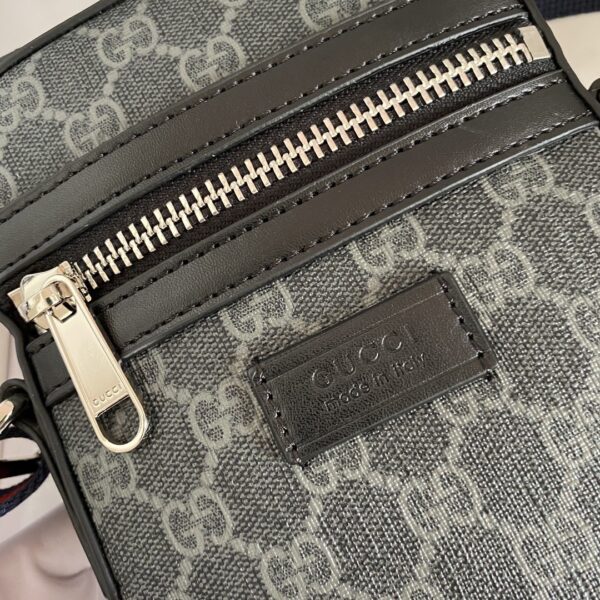 GUCCI MESSENGER GG SUPREME BLUE RED WEB SMALL BLACk - Image 9