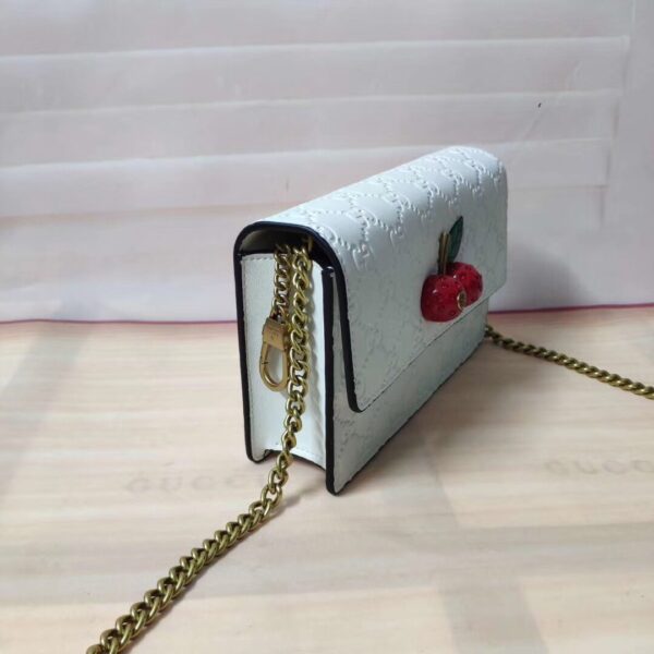 GUCCI GG SUPREME MINI BAG WITH CHERRIES IN WHITE 20CM - Image 9