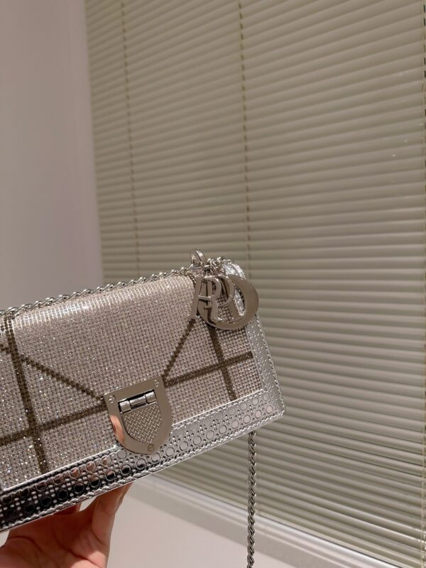 DIOR DIORAMA BULLION WHITE AND SILVER BAG 21CM - Image 2