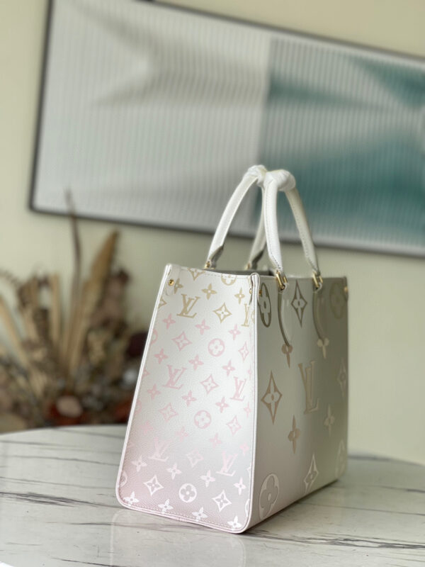 LOUIS VUITTON ONTHEGO MM SUNSET KAKI 35CM M20510 - Image 17