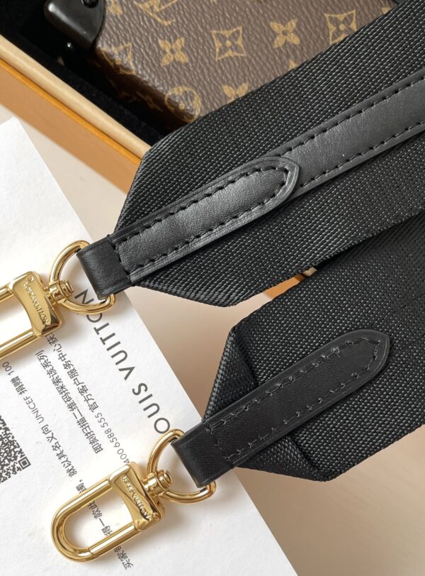 LOUIS VUITTON PETITE MALLE EAST WEST M46120 - Image 7