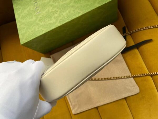 GUCCI Marmont half moon shaped mini bag 699514 DTDHT 9022 - Image 2