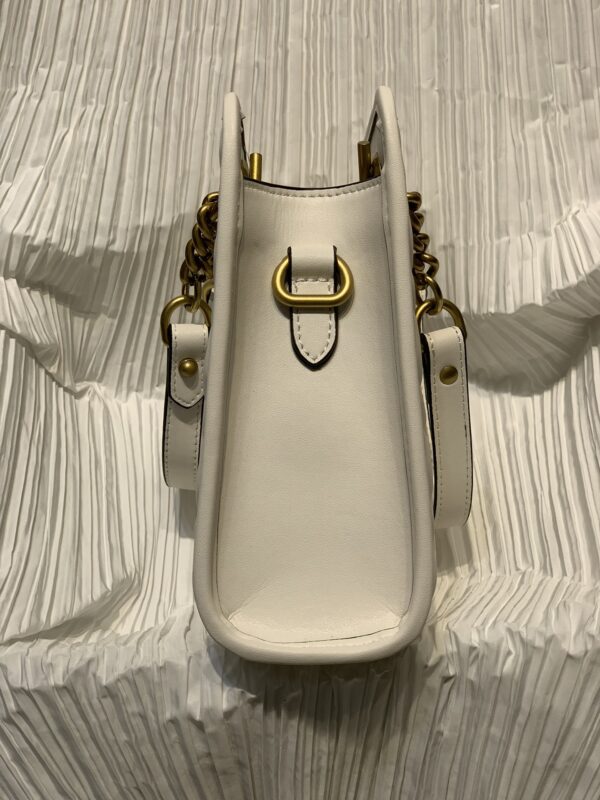 GUCCI MINI SAC GG MARMONT MATELASSE WHITE 696123 DTDHT 9022 - Image 4
