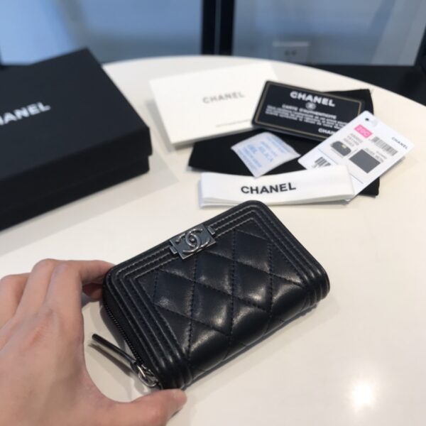 CHANEL BOY ZIPPED COIN BLACK SILVER PURSE A80602 - Image 8