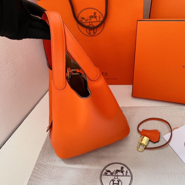 HERMES PICOTIN CLEMENCE GOLD HARDWARE ORANGE 22CM - Image 3