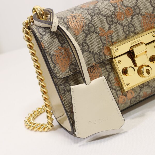 GUCCI PADLOCK SMALL BERRY SHOULDER GG SUPREME CANVAS 20CM 409487 UM6AG 8295 - Image 3