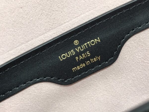 LOUIS VUITTON PAPILLON TRUNK 19CM BLACK M58655 - Image 10
