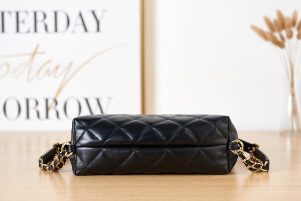 CHANEL MAXI HOBO BAG BLACK 31CM AS3488 B08857 94305 - Image 5