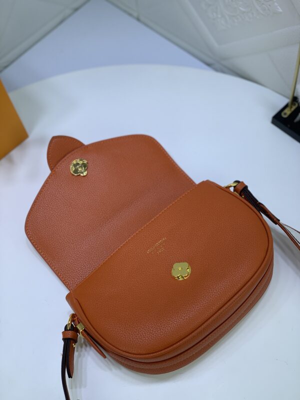 LOUIS VUITTON LV PONT 9 SOFT PM BROWN M58729 - Image 9