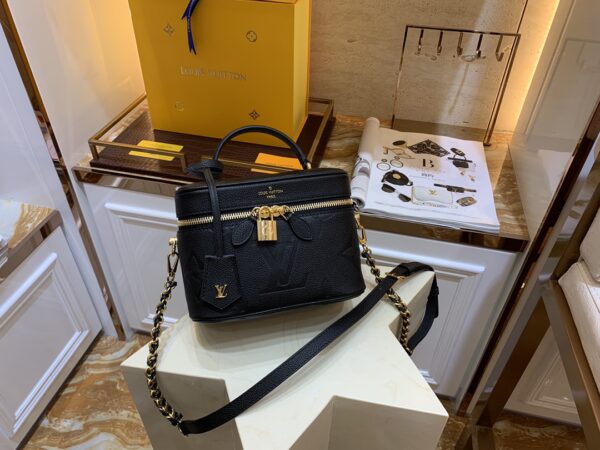 LOUIS VUITTON VANITY PM BLACK M45598 - Image 9