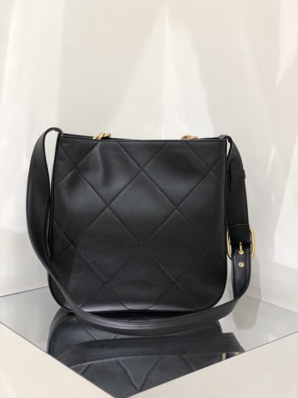 CHANEL CC HOBO HANDBAG 23CM BLACK AS2844 - Image 7