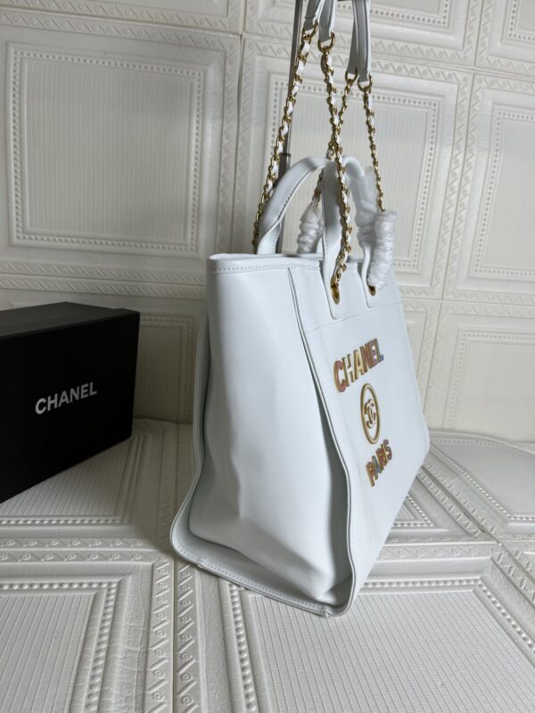 CHANEL LARGE SHOPPING BAG 38CM WHITE A66941 - Image 8