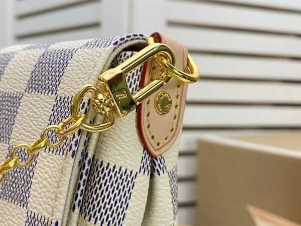 LOUIS VUITTON WOMEN'S FAVORITE MM DAMIER AZUR 24CM - Image 3