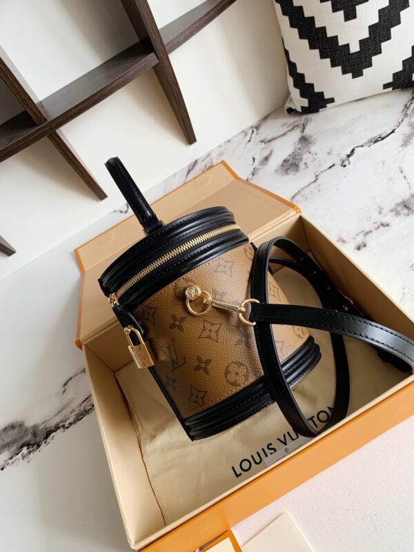 LOUIS VUITTON CANNES M43986 - Image 2