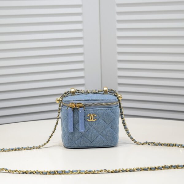 CHANEL 22C PEARL CRUSH MINI VANITY WITH CHAIN DENIM BLUE 11CM - Image 8