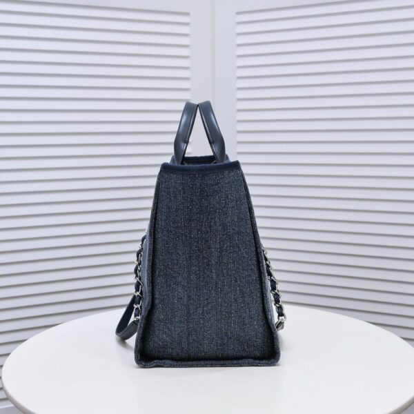CHANEL MEDIUM DEAUVILLE BLUE CANVAS TOTE 38CM - Image 2