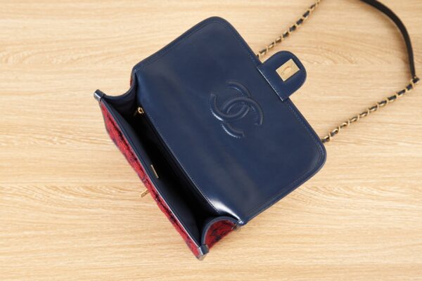 CHANEL SMALL FLAP BAG WITH TOP HANDLE 25CM AS3653 B09405 NK305 - Image 7