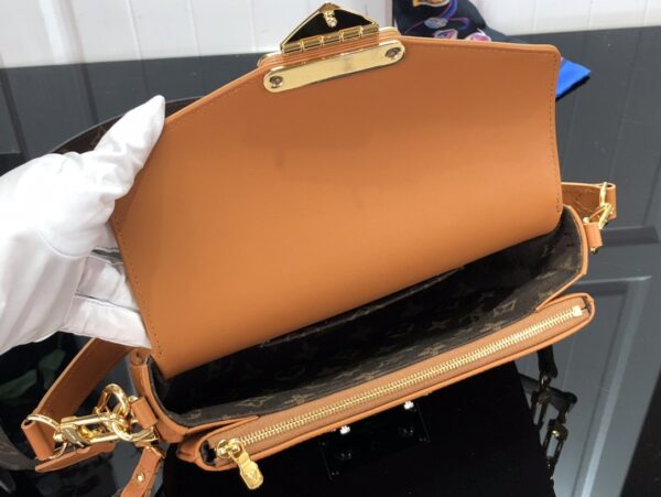LOUIS VUITTON SWING 24CM BROWN M20396 - Image 8