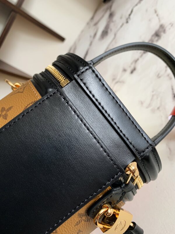 LOUIS VUITTON CANNES M43986 - Image 3