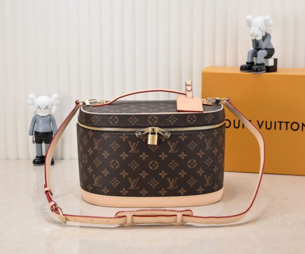 LOUIS VUITTON NICE MINI TOILETRY POUCH 32CM M47280 - Image 10