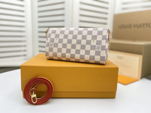 LOUIS VUITTON WOMEN'S FAVORITE MM DAMIER AZUR 24CM - Image 8
