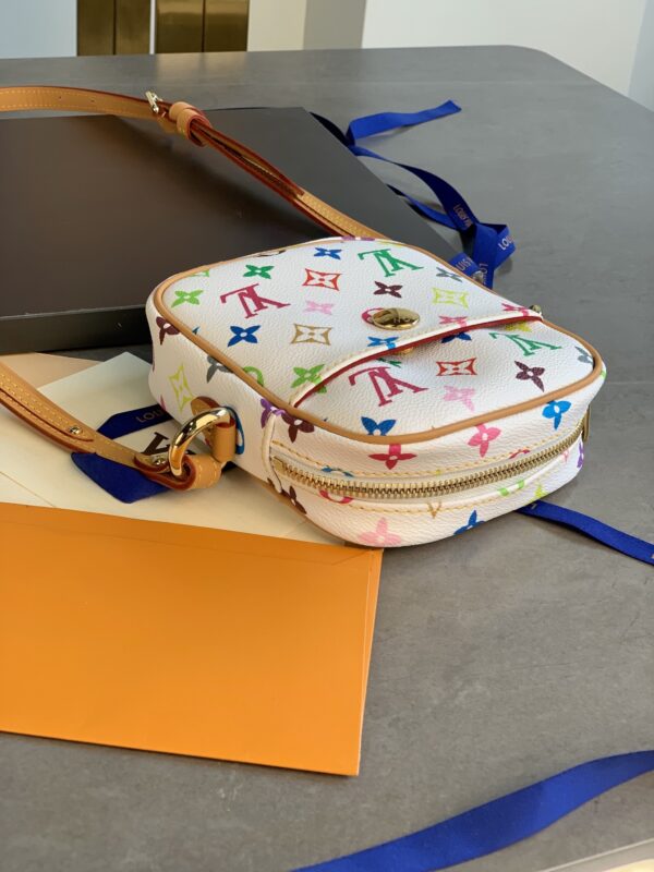 LOUIS VUITTON MULTICOLOUR RIFT SHOULDER POCHETTE WHITE 16CM - Image 10