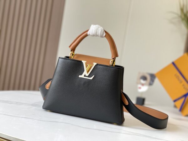 LOUIS VUITTON CAPUCINES MM 31CM M59466 - Image 2