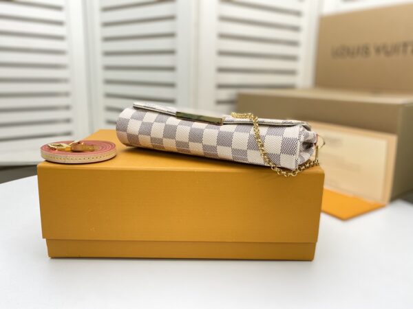 LOUIS VUITTON WOMEN'S FAVORITE MM DAMIER AZUR 24CM - Image 7