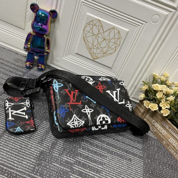LOUIS VUITTON TRIO MESSENGER MULTICOLOR BLACK 25CM M21396 - Image 6