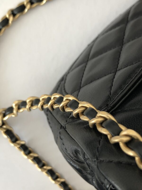 CHANEL FLAP GOLD TONE BLACK 17CM - Image 2
