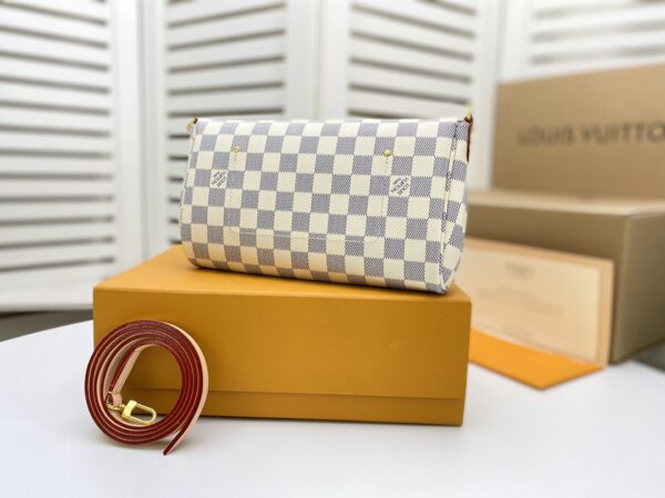 LOUIS VUITTON WOMEN'S FAVORITE MM DAMIER AZUR 28CM - Image 3