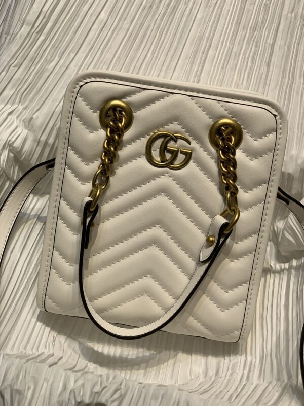 GUCCI MINI SAC GG MARMONT MATELASSE WHITE 696123 DTDHT 9022 - Image 5