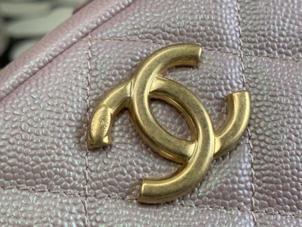 CHANEL VANITY PEARL CRUSH LIGHT PURPLE 17CM AS2856C - Image 4