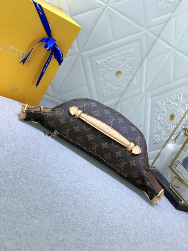 LOUIS VUITTON MONOGRAM BUMBAG BROWN M43644 - Image 5