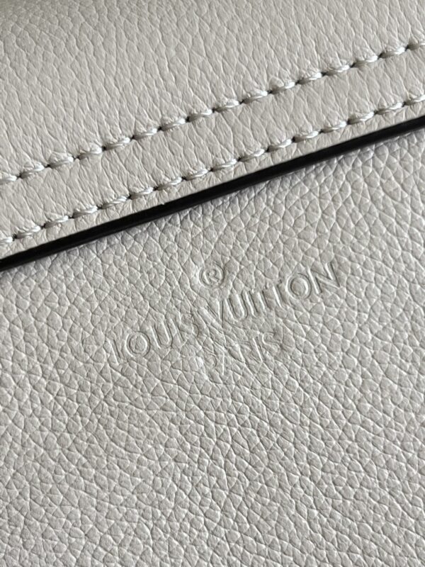 LOUIS VUITTON LOCKME TENDER 19CM QUARTZ WHITE M59733 - Image 4
