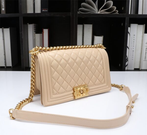 CHANEL MEDIUM BOY QUILTED HANDBAGS LIGHT BEIGE 25CM - Image 2