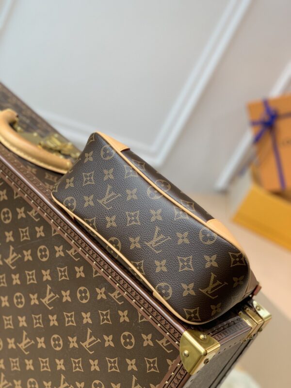 LOUIS VUITTON BOULOGNE BEIGE M45832 - Image 4