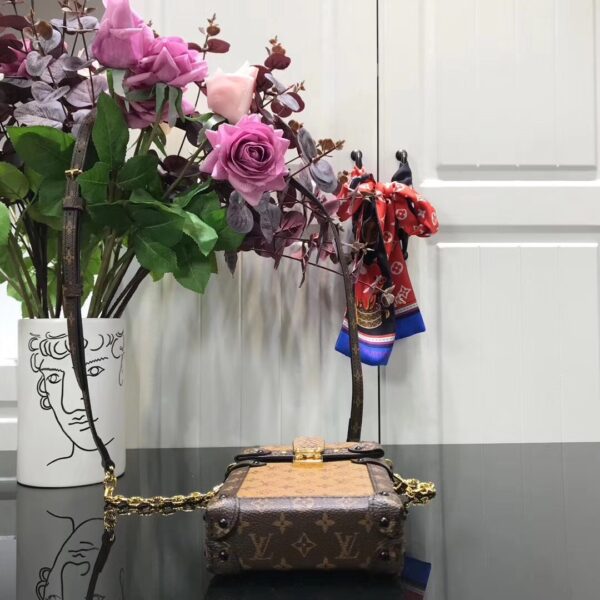 LOUIS VUITTON VERTICAL TRUNK POCHETTE M67873 - Image 4