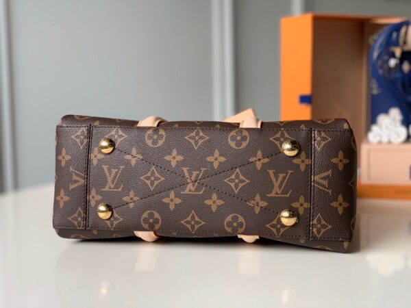 LOUIS VUITTON SOUFFLOT BB 29CM BEIGE M44815 - Image 6
