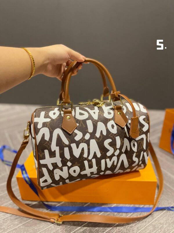 LOUIS VUITTON MONOGRAM GRAFFITI SPEEDY 30CM - Image 6
