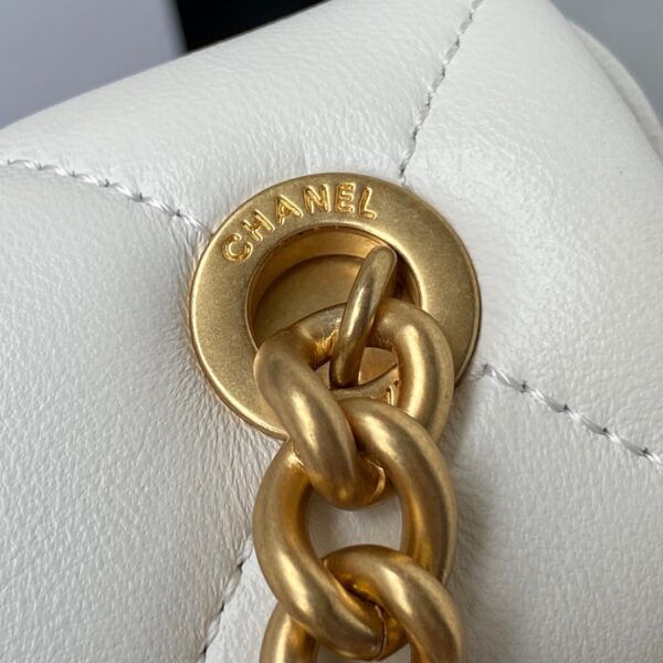 CHANEL SHOULDER BAG WHITE AS2734 - Image 3