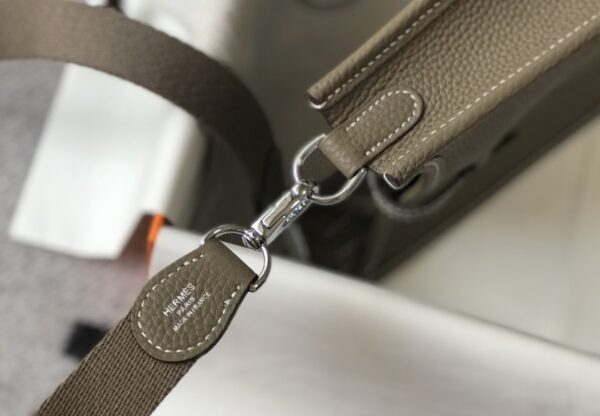 HERMES EVELYNE 16 AMAZONE OLIVE GREEN BAG 16CM - Image 4