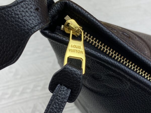 LOUIS VUITTON CARRYALL PM BLACK 39CM M46288 - Image 2