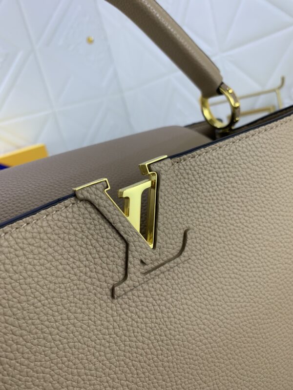 LOUIS VUITTON CAPUCINES MM GREY 31CM M42253 - Image 9